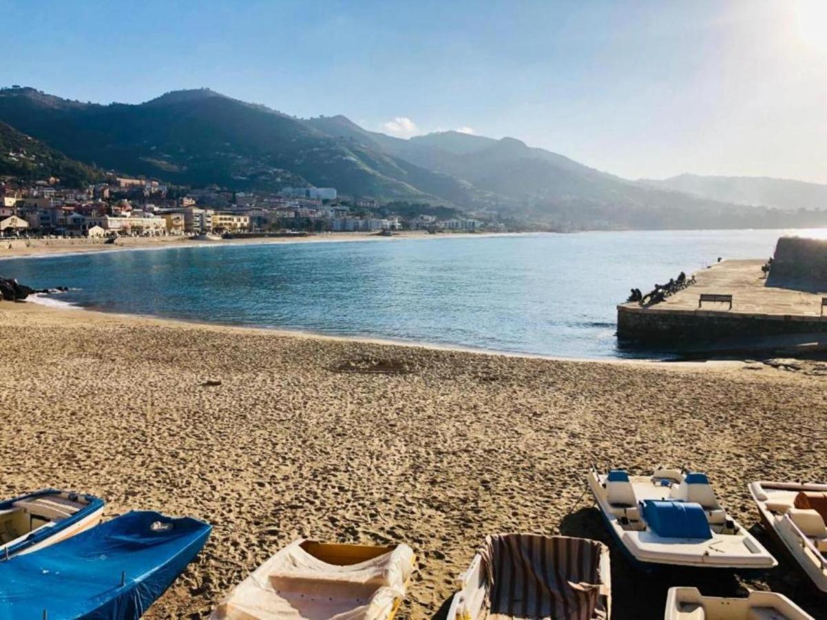 En..Suite Cefalù Exteriör bild